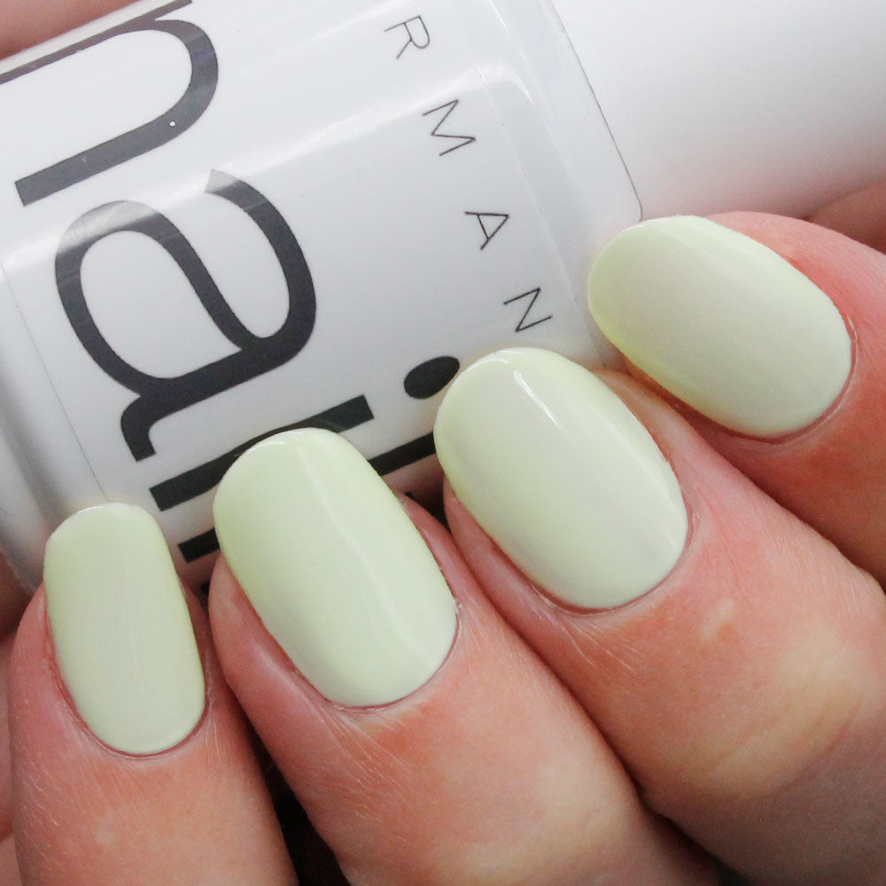 esmalte permanente nailistas color amarillo