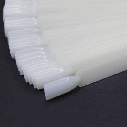 Muestrario de uñas en abanico 50 tips blanco
