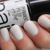esmalte semipermanente HEMA Free manicura francesa blanco roto