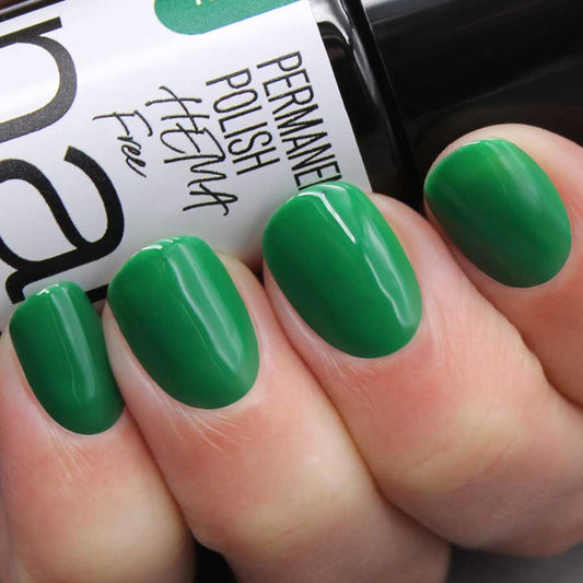 esmalte semipermanente color verde Nicki de Nailistas