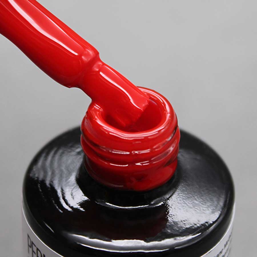 esmalte semipermanente color rojo bermellon de Nailistas