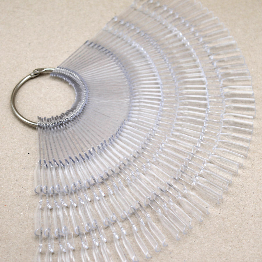 muestrario de uñas transparente abanico